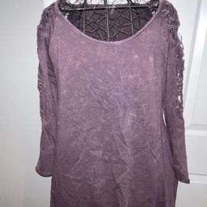 Shirt with Lace arm design✨